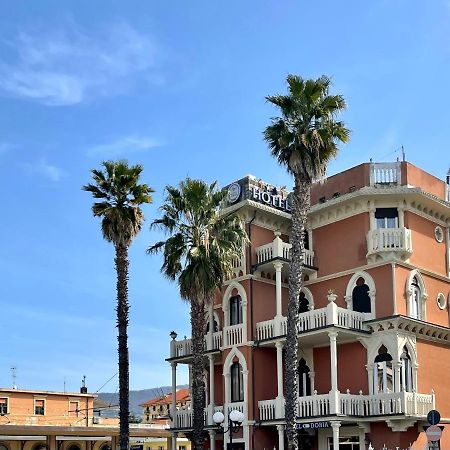 Hotel Doria Chiavari Buitenkant foto
