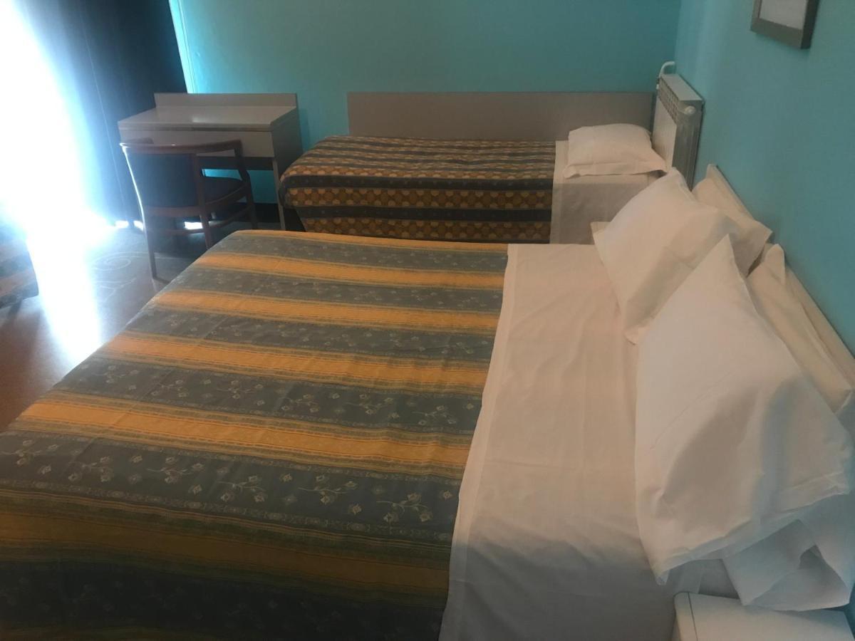 Hotel Doria Chiavari Buitenkant foto