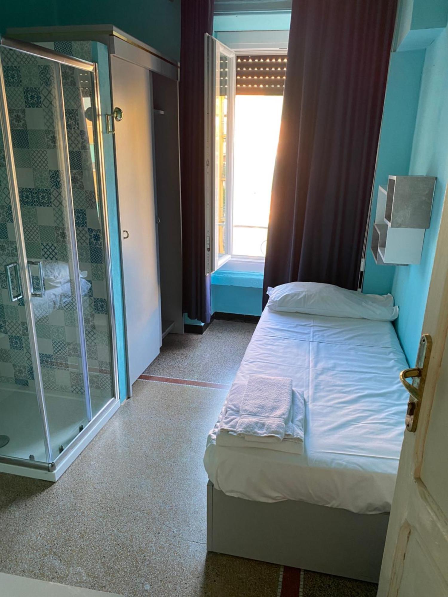 Hotel Doria Chiavari Buitenkant foto