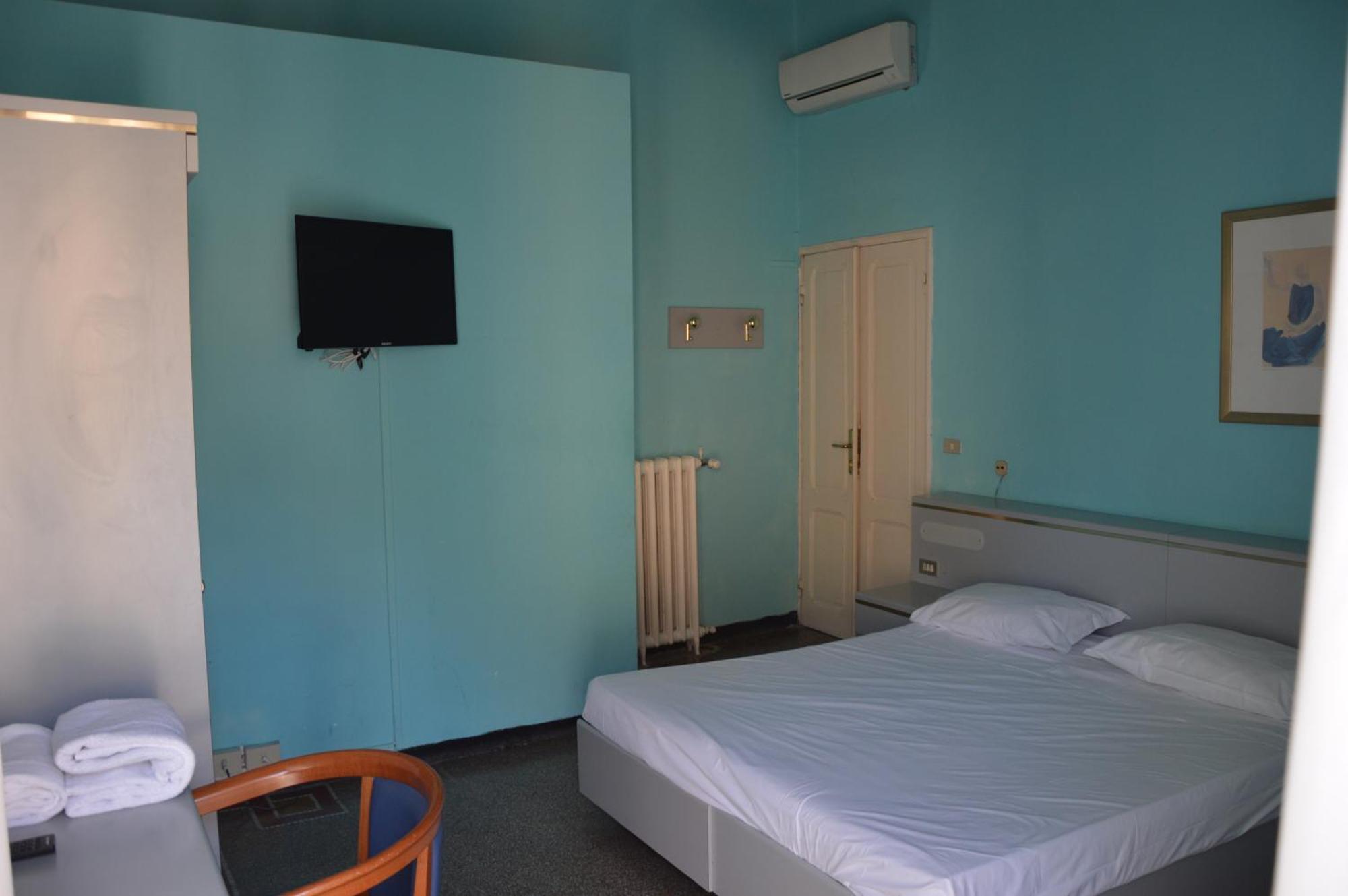 Hotel Doria Chiavari Buitenkant foto