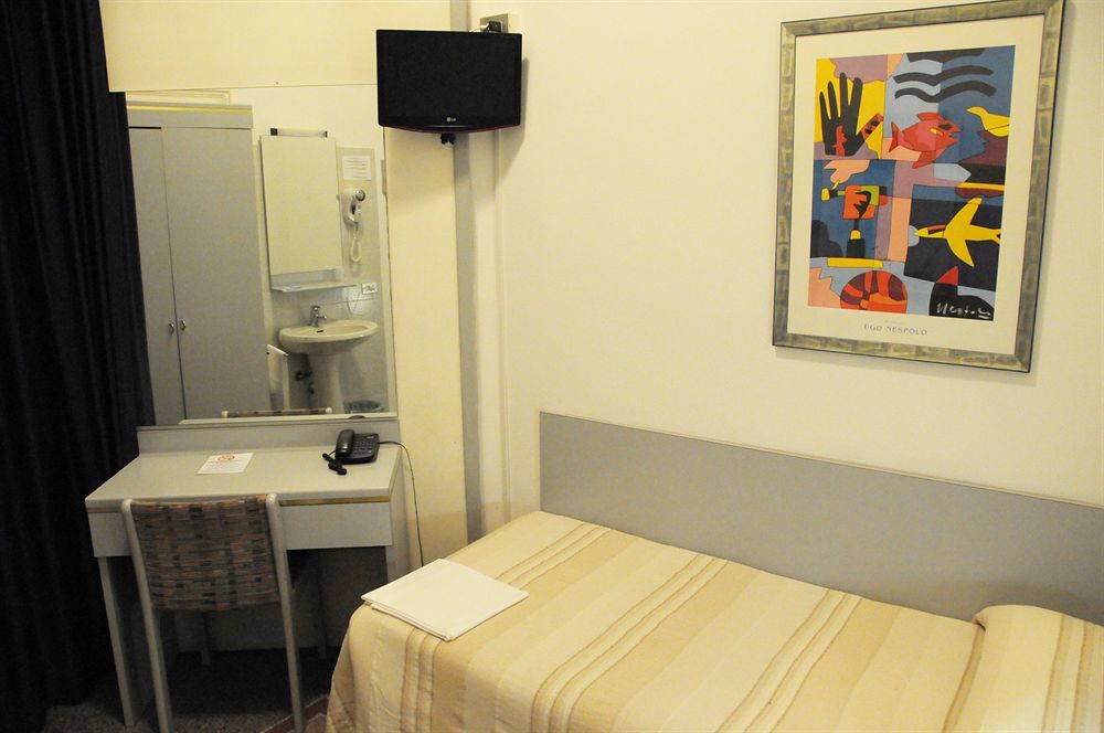Hotel Doria Chiavari Buitenkant foto